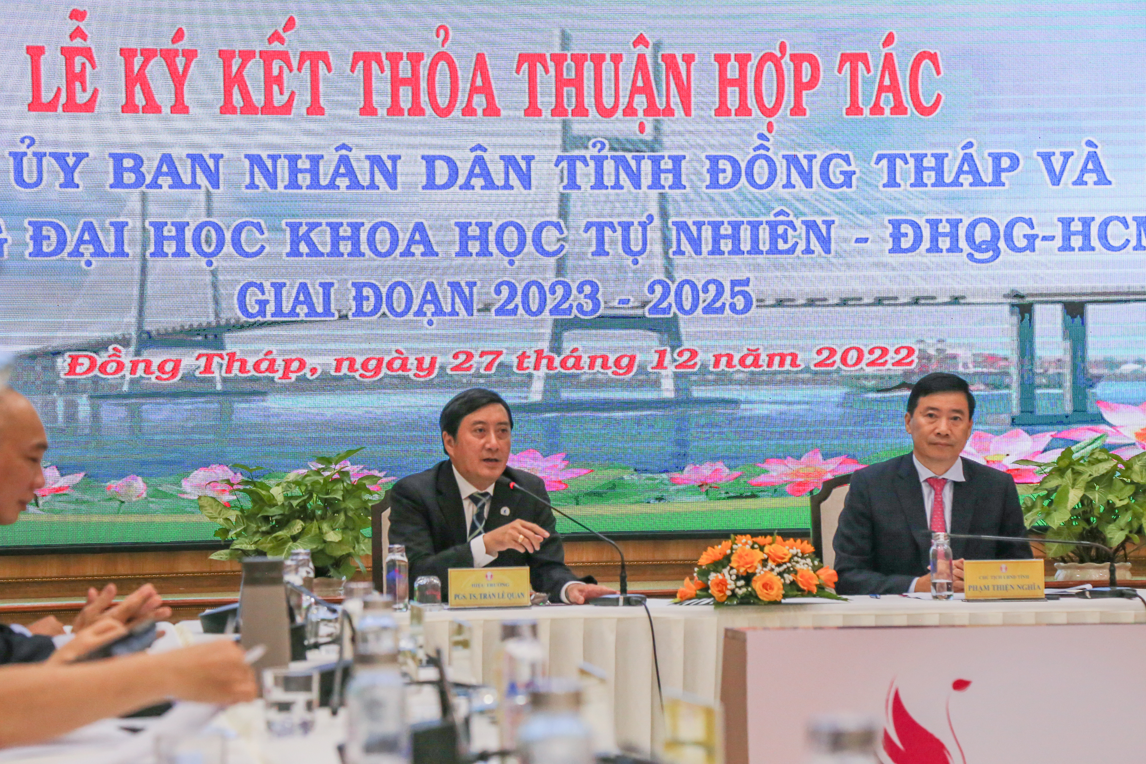 TRƯỜNG ĐẠI HỌC KHOA HỌC TỰ NHIÊN, ĐHQG-HCM VÀ TỈNH ĐỒNG THÁP HỢP TÁC PHÁT TRIỂN ĐA LĨNH VỰC